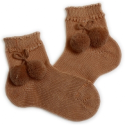 Pom pom socks in light brown