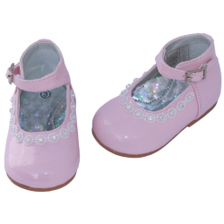 Baby girls patent pink shoes with diamonate and beads decoration