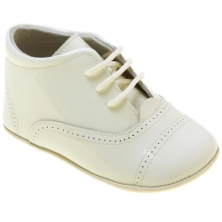 Baby Boys Ivory Oxford Pram Shoes In Patent Leather