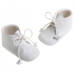 Baby boys white leather Cuquito booties with tassels