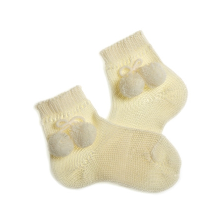 Pom pom socks in ivory