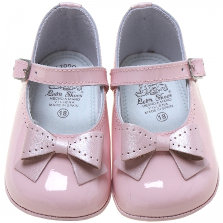 Baby Girls Pink Patent Leather Pram Shoes With Bows #3