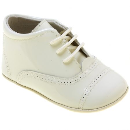 Baby Boys Ivory Oxford Pram Shoes In Patent Leather