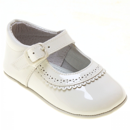 Baby Girls Ivory Patent Leather Pram Shoes With Scallop Frills
