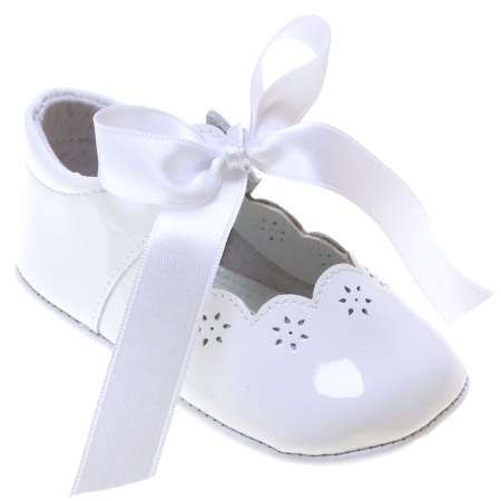 Spanish Baby Girls White Patent Leather Shoes With Ribbons