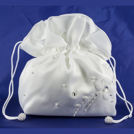 White Communion Dolly Bag With Pearl Beads And Diamantes