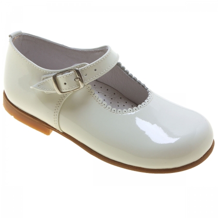 Girls Baby Ivory Patent Mary Jane Shoes Scallop Rim