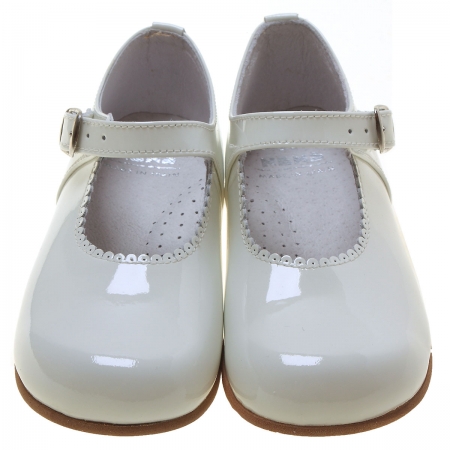 Girls Baby Ivory Patent Mary Jane Shoes Scallop Rim #3