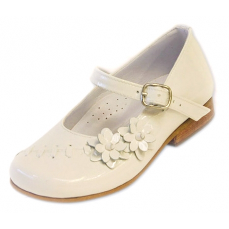 Girls Pink Patent Leather Shoes With 2 Flowers