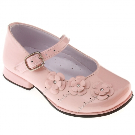 SALE Very Pretty Girls Pink Patent Mary Jane Shoes With 3 Rosebuds